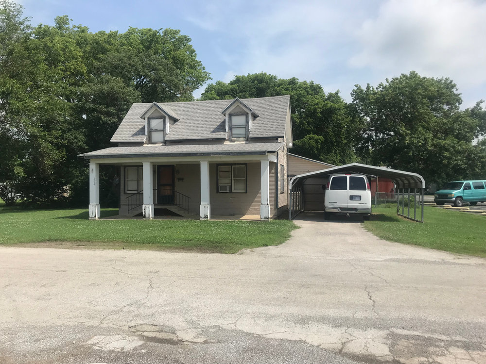 Revisiting the childhood home before the wedding